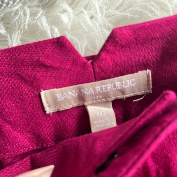 Banana Republic Magenta Skirt - Size 10 - Picture 2 of 4